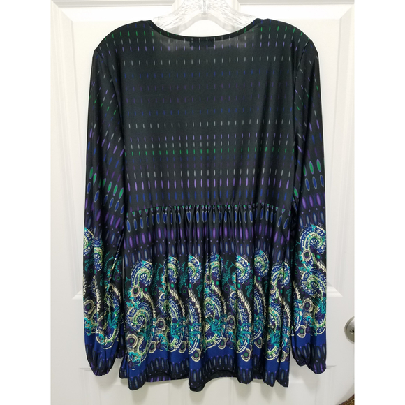Venus NWOT Paisley Long Sleeve V-neck Elastic Waist Super Soft Stretchy Sz M - Picture 2 of 11